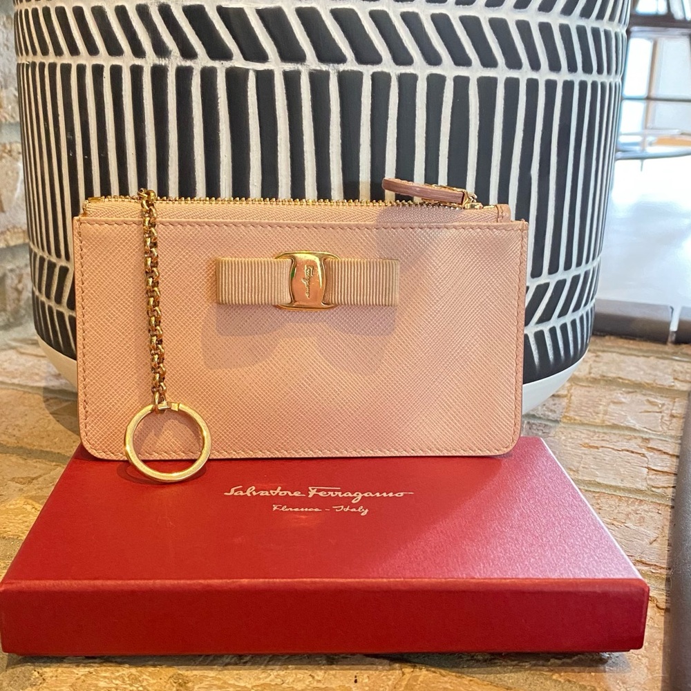 Salvatore Ferragamo card holder with keychain